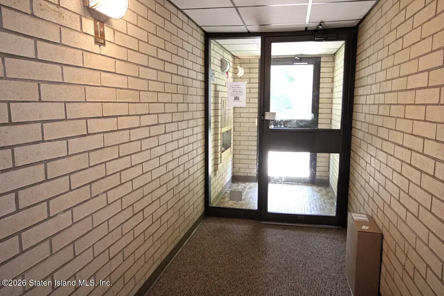 18 Windham Loop #3b, Staten Island, NY 10314 - #3