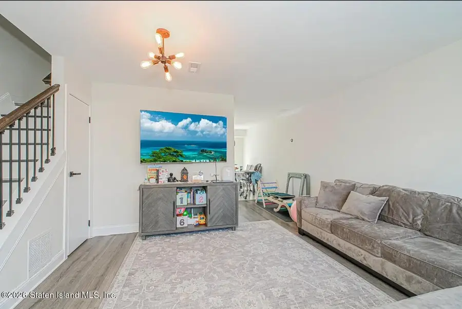 182 Arlington Place, Staten Island, NY 10303 - #2