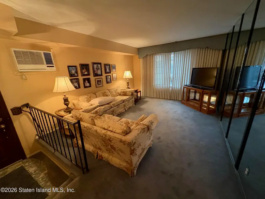 52 E Reading Avenue, Staten Island, NY 10308 - #2