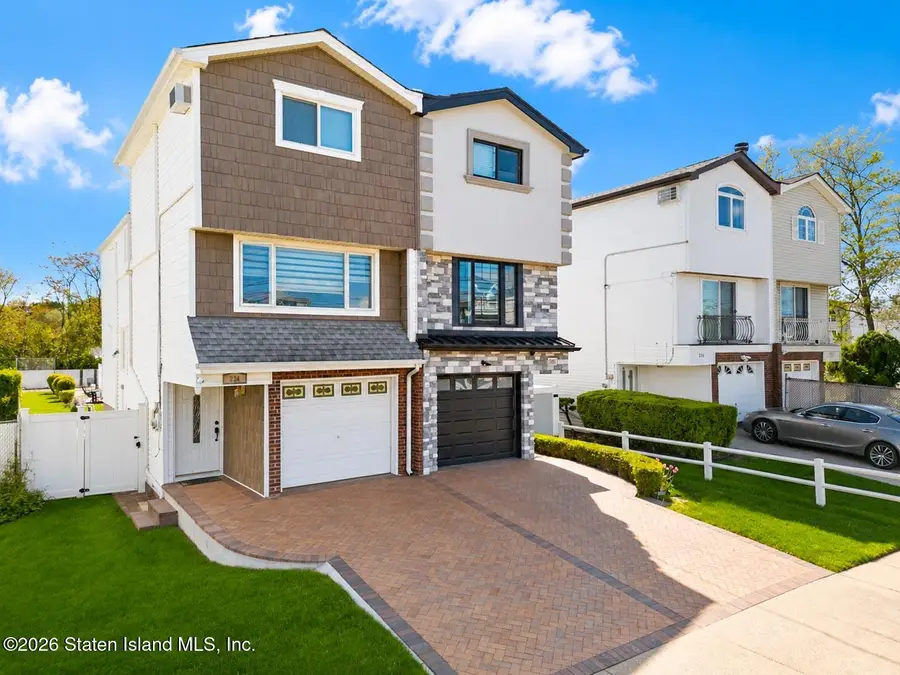 220 Slater Boulevard, Staten Island, NY 10305 - #2