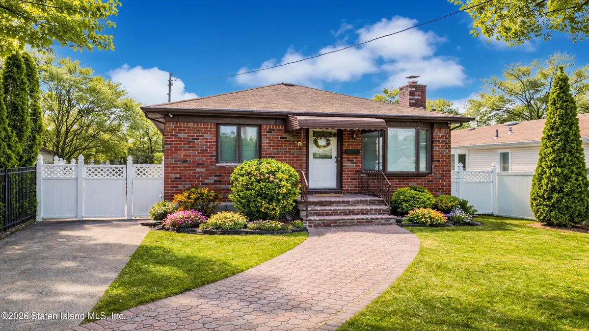 890 Marcy Avenue, Staten Island, NY 10309 - #1