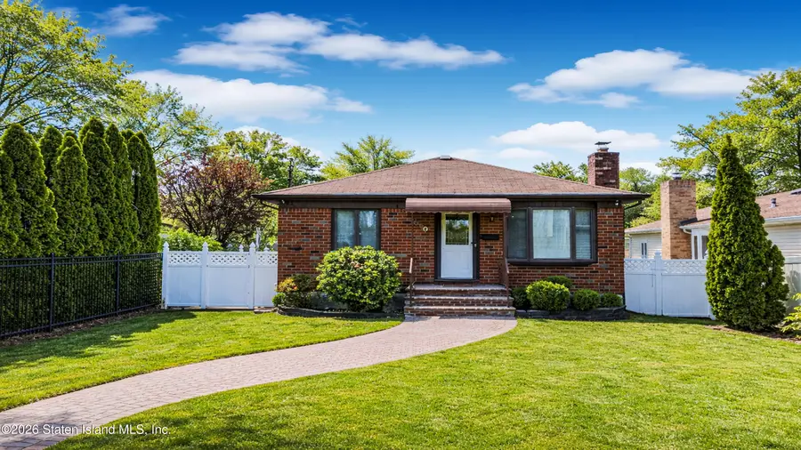 890 Marcy Avenue, Staten Island, NY 10309 - #2