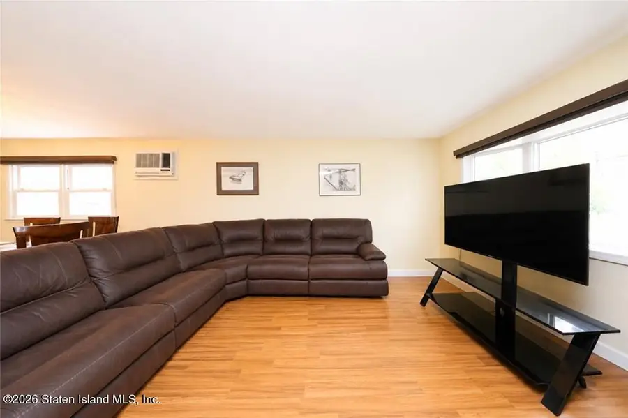 52 Cambridge Avenue, Staten Island, NY 10314 - #3