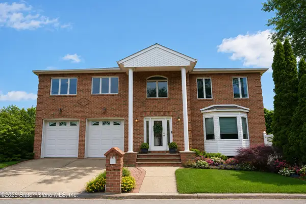 9 Prague Court, Staten Island, NY 10309