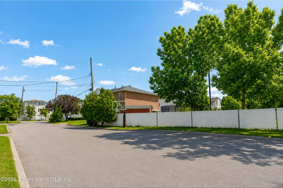 9 Prague Court, Staten Island, NY 10309 - #3