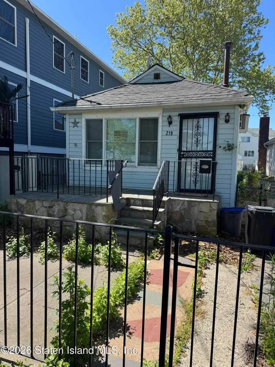 219 Father Capodanno Boulevard, Staten Island, NY 10305 - #2