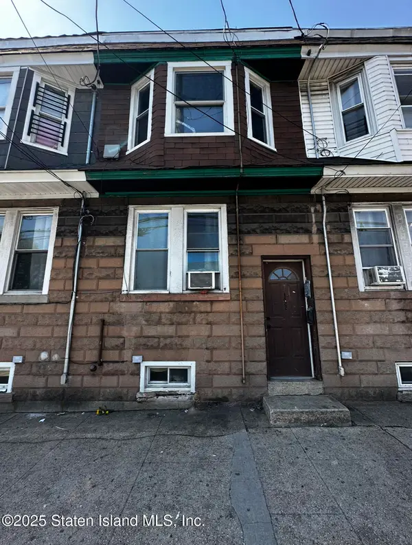 1422 Castleton Avenue, Staten Island, NY 10302