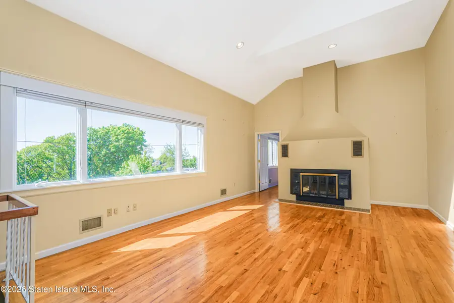 215 Coverly Avenue, Staten Island, NY 10301 - #2