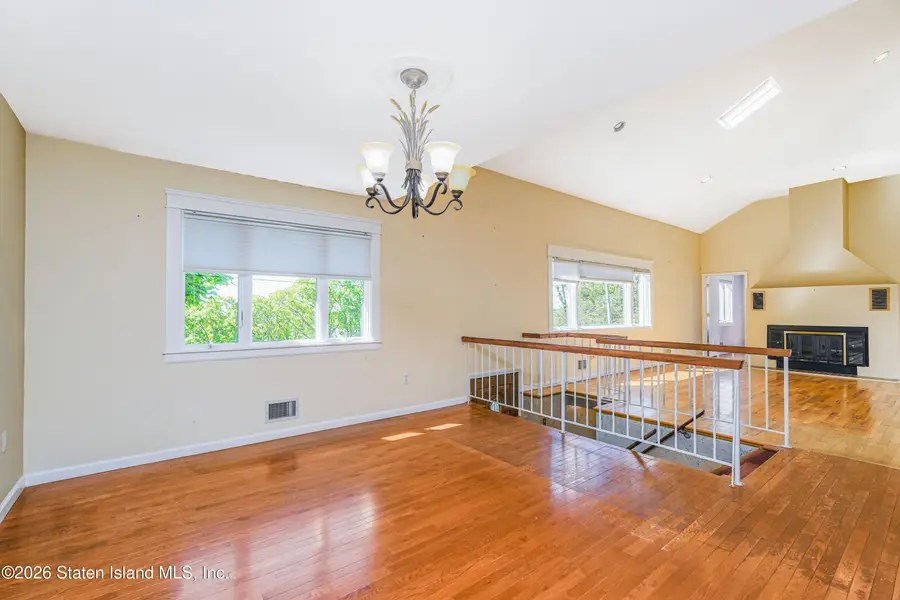 215 Coverly Avenue, Staten Island, NY 10301 - #3