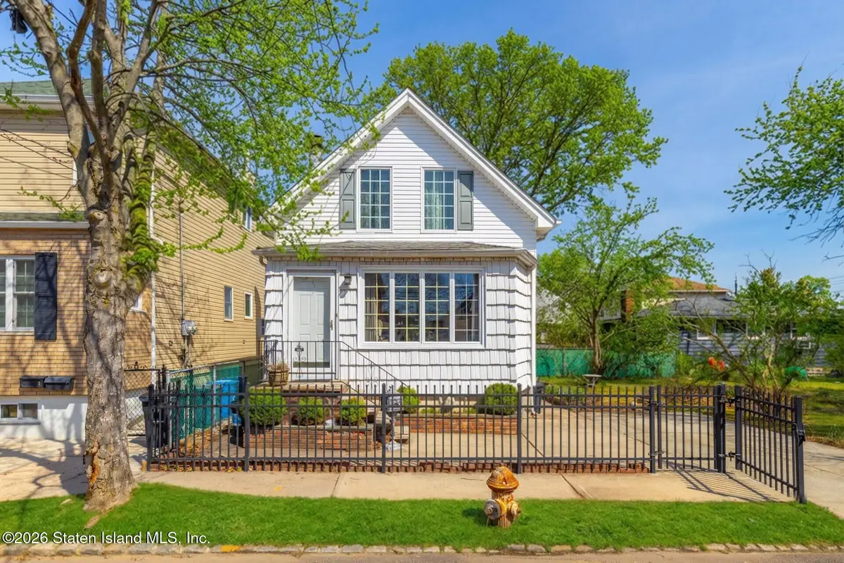 71 Adams Avenue, Staten Island, NY 10306 - #1