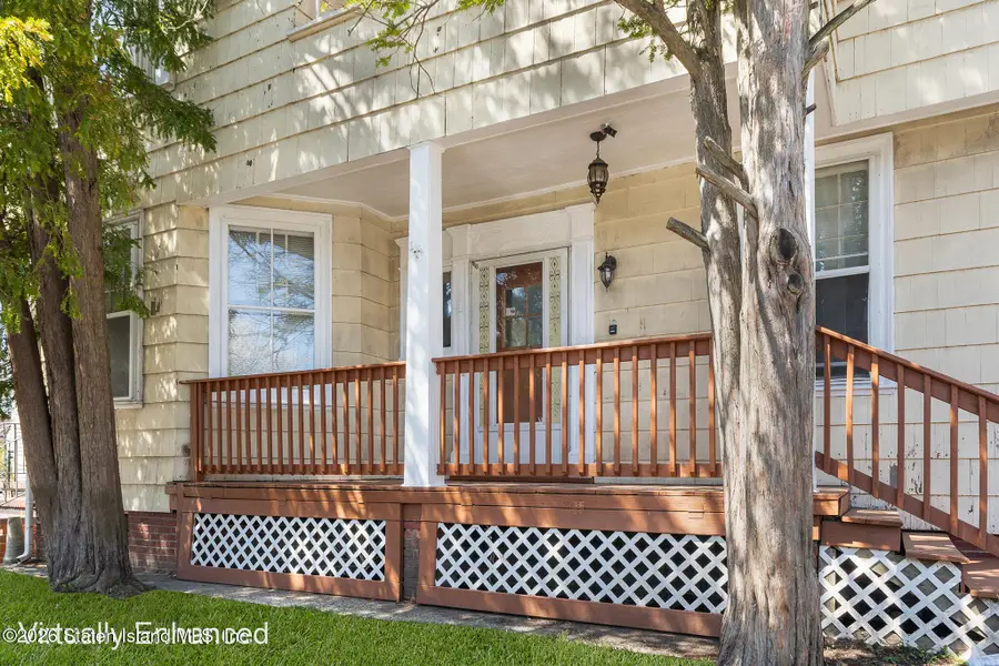 1 Vine Street, Staten Island, NY 10301 - #3