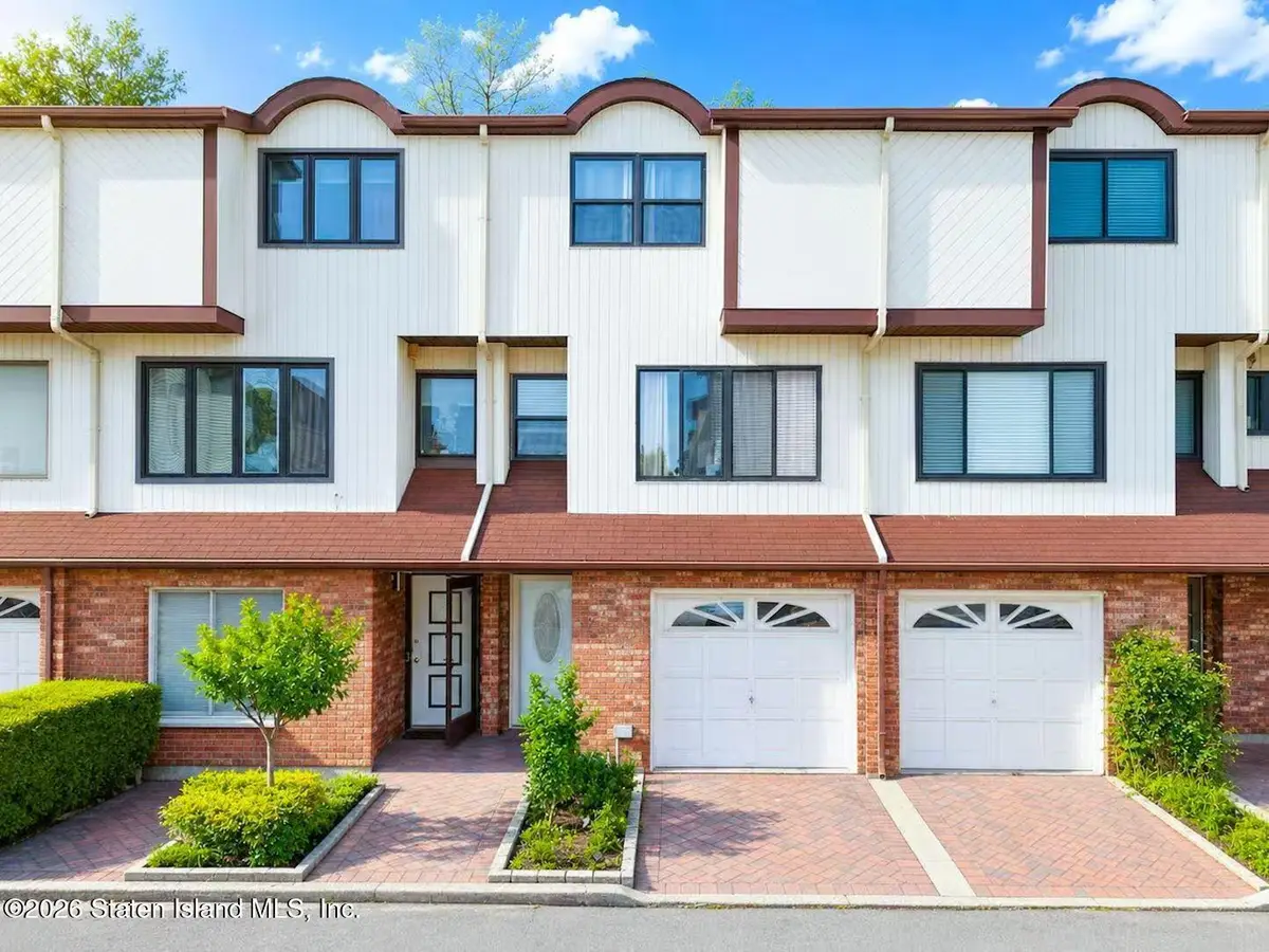 23 Venus Lane, Staten Island, NY 10314 - #1