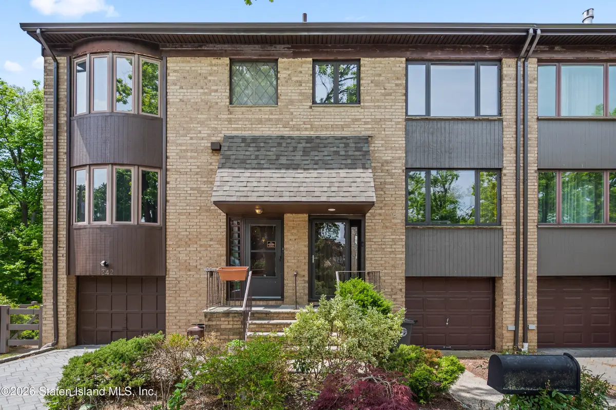340 Hillbrook Drive, Staten Island, NY 10305 - #1