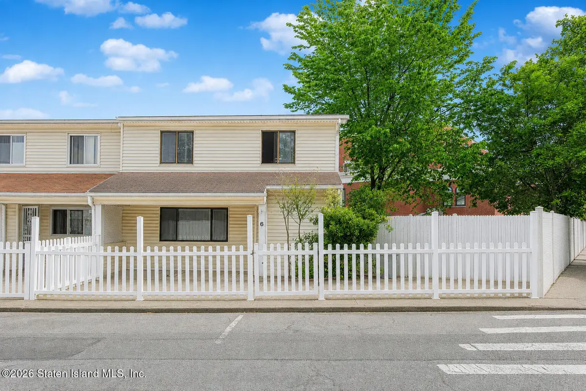 6 Greentree Lane, Staten Island, NY 10314 - #1