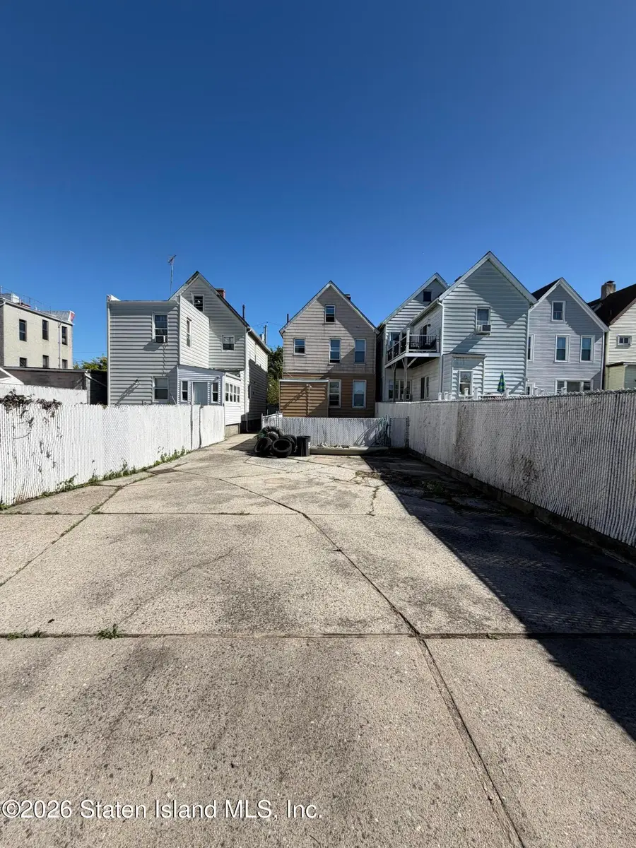 51 Lynhurst Avenue, Staten Island, NY 10305 - #3