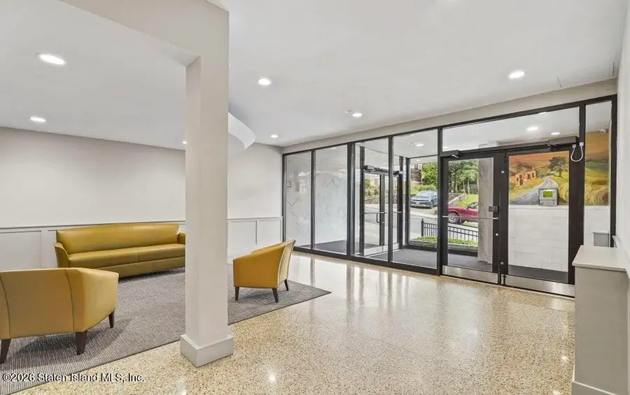 36 Hamilton Avenue #1u, Staten Island, NY 10301 - #3