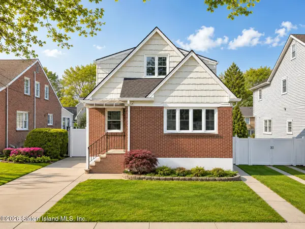 127 Jacques Avenue, Staten Island, NY 10306