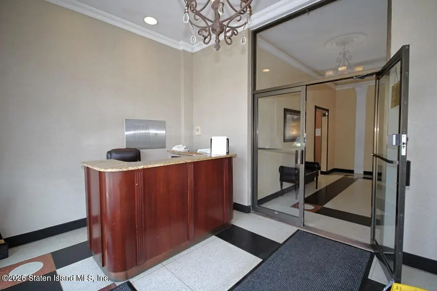 1000 Clove Road #2m, Staten Island, NY 10301 - #3