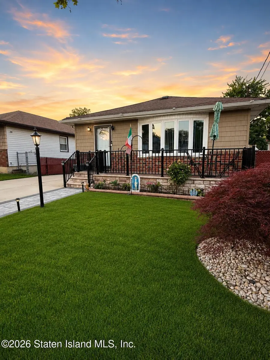 29 Peter Avenue, Staten Island, NY 10306 - #3