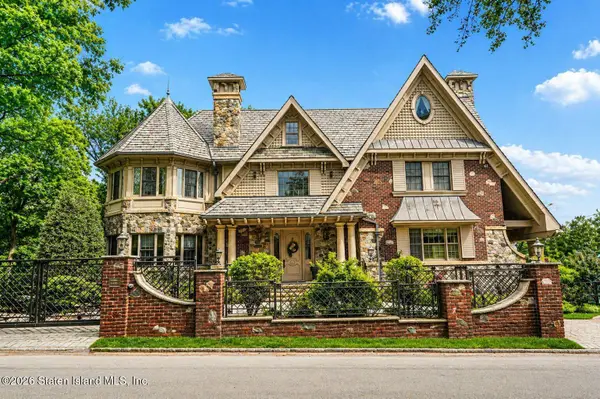 125 Benedict Road, Staten Island, NY 10304