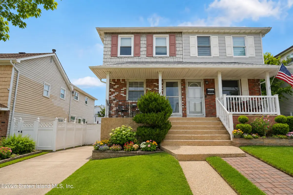 137 E Figurea Avenue, Staten Island, NY 10308 - #1