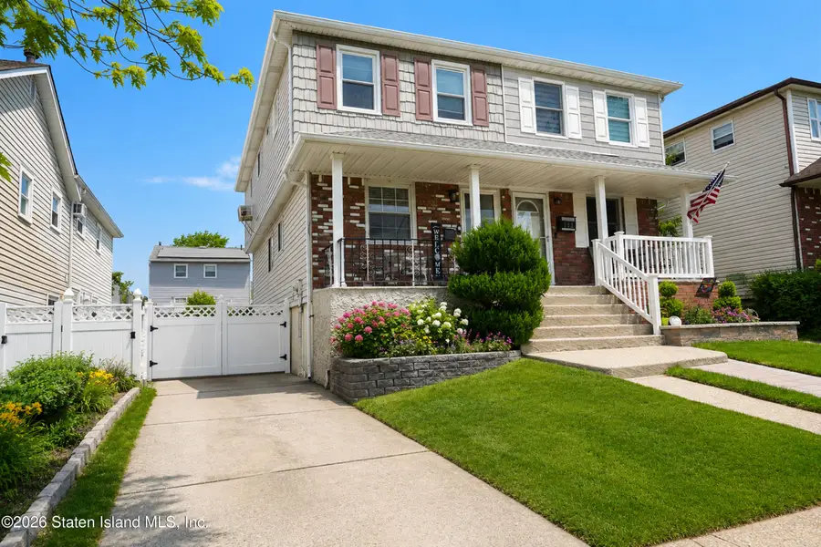 137 E Figurea Avenue, Staten Island, NY 10308 - #2