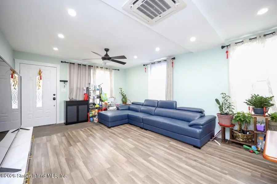 278 Hull Avenue, Staten Island, NY 10306 - #2