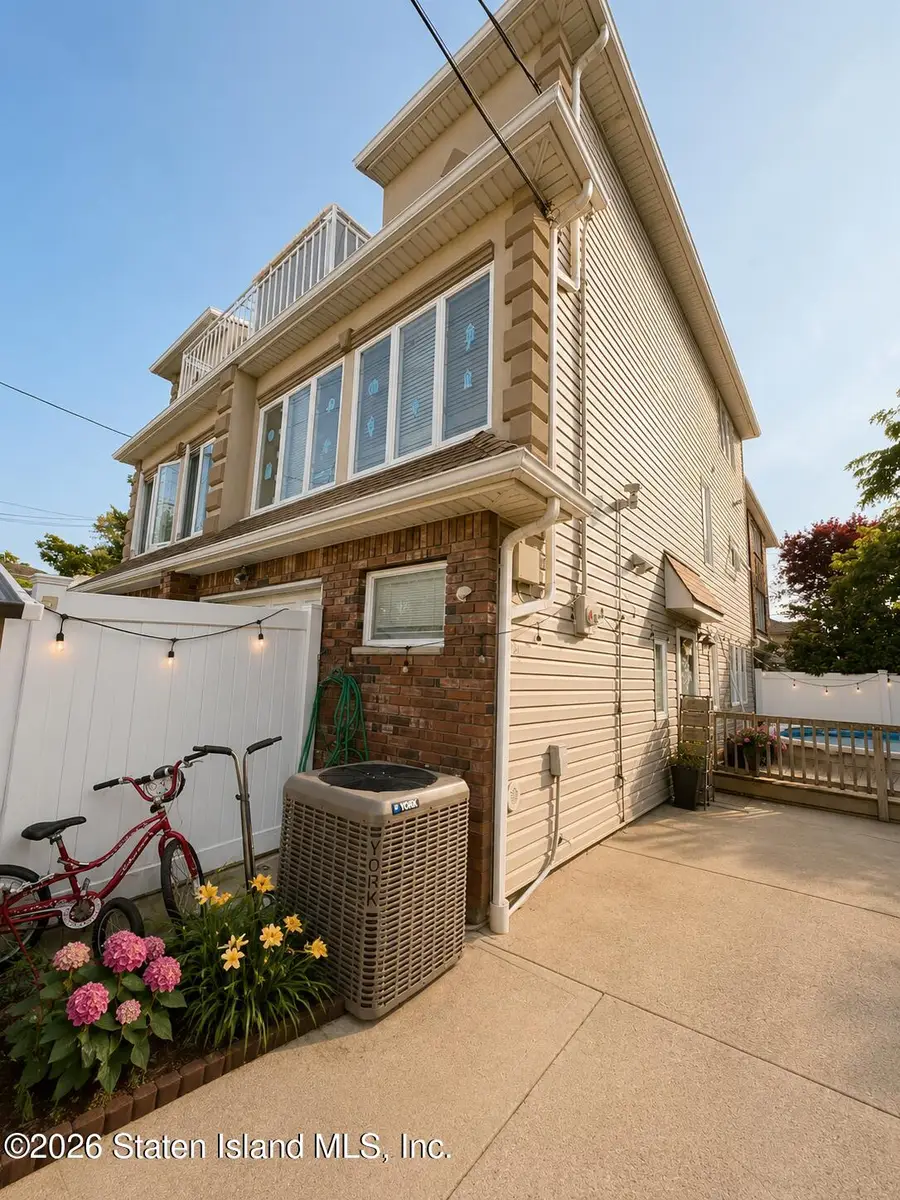 220 Norway Avenue, Staten Island, NY 10305 - #2