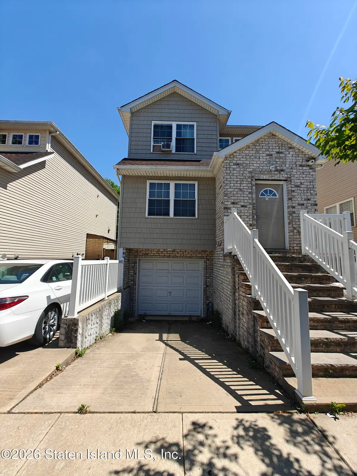 30 Riverside Lane, Staten Island, NY 10302 - #1