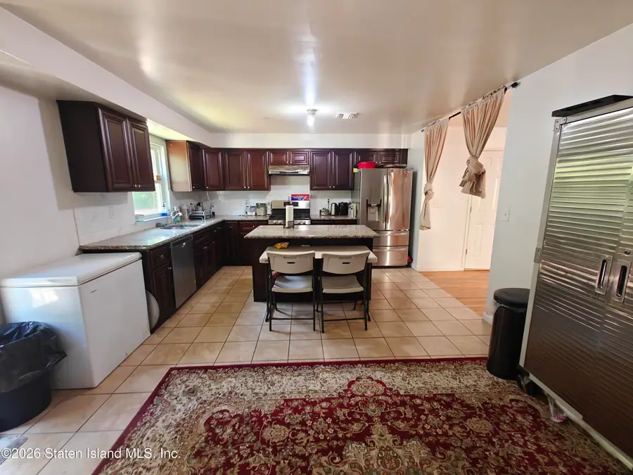 30 Riverside Lane, Staten Island, NY 10302 - #3