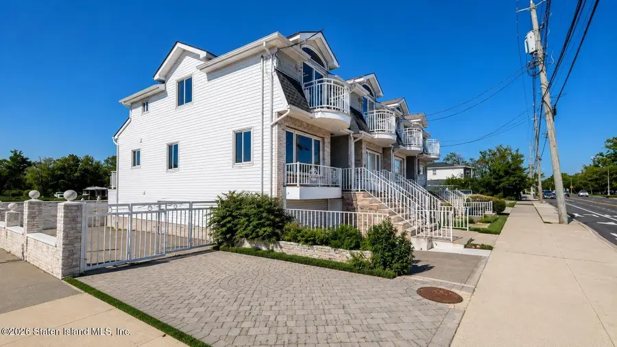 795 Father Capodanno Boulevard, Staten Island, NY 10305 - #2