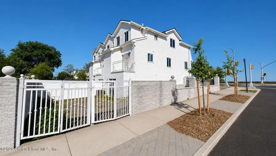 799 Father Capodanno Boulevard, Staten Island, NY 10305 - #3