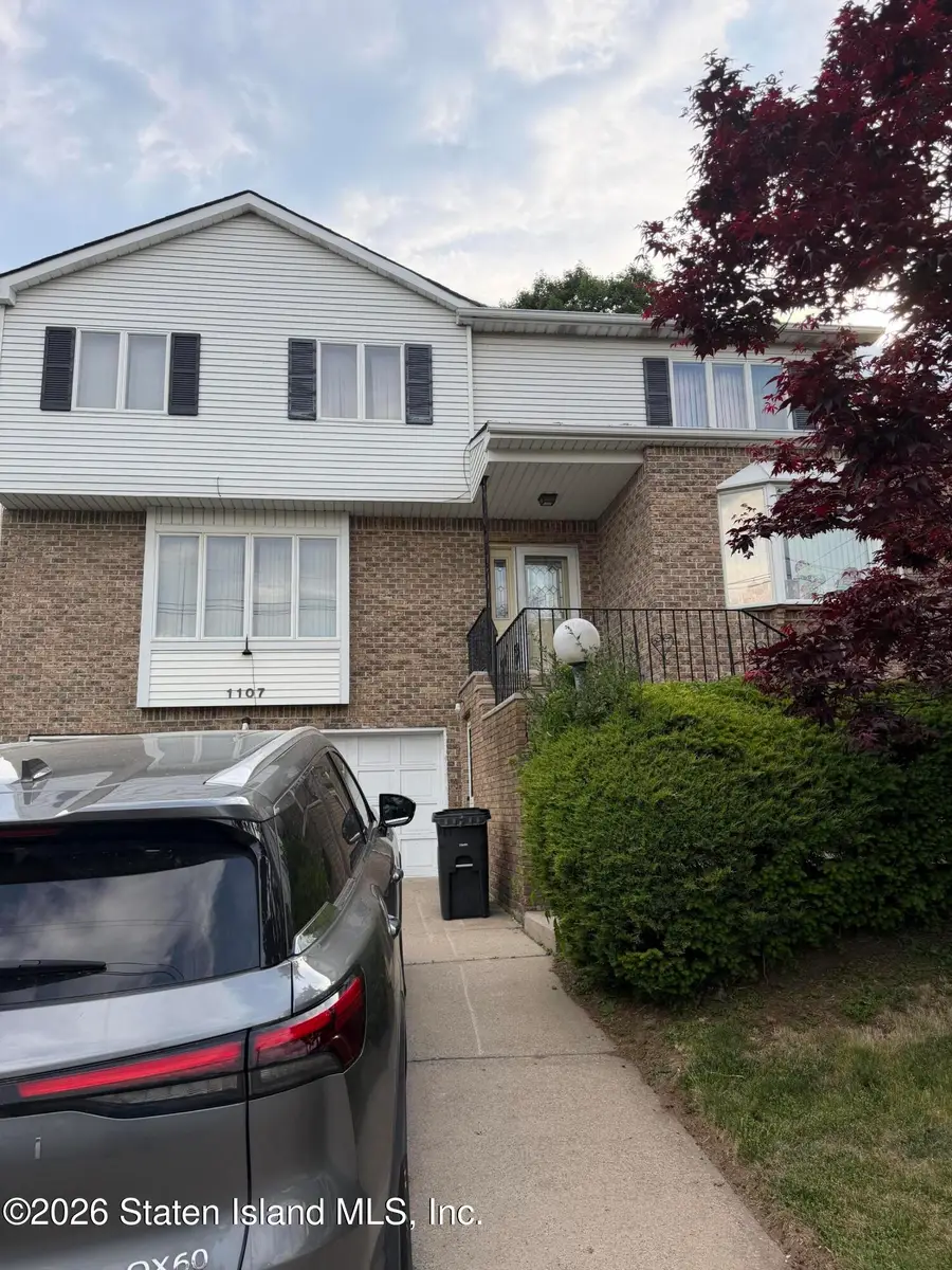 1107 Richmond Road, Staten Island, NY 10304 - #2