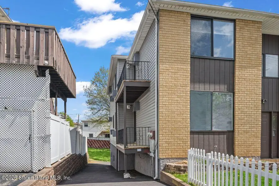 11 Taunton Street, Staten Island, NY 10306 - #3