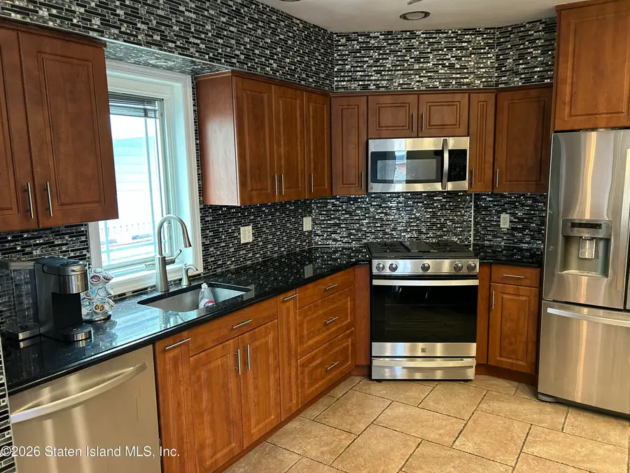 33 Van Name Avenue, Staten Island, NY 10303 - #2