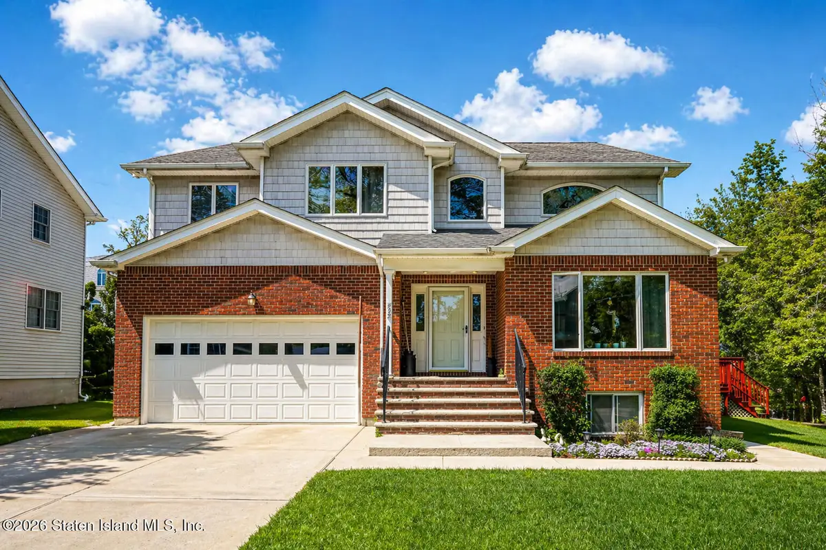26 Ficarelle Drive, Staten Island, NY 10309 - #1