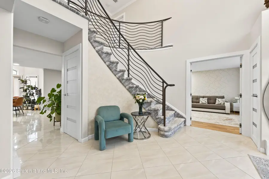 44 Fayann Lane, Staten Island, NY 10307 - #3