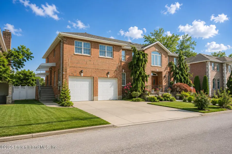 20 Spruce Court, Staten Island, NY 10307 - #3