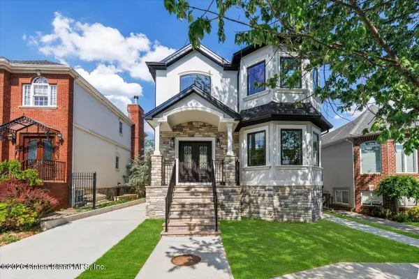 197 Finlay Street, Staten Island, NY 10307