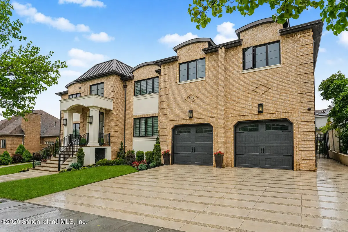707 Ionia Avenue, Staten Island, NY 10312 - #1