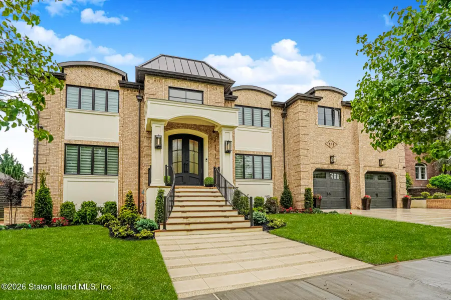 707 Ionia Avenue, Staten Island, NY 10312 - #2