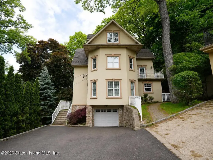 8 Diana Trail, Staten Island, NY 10304 - #3