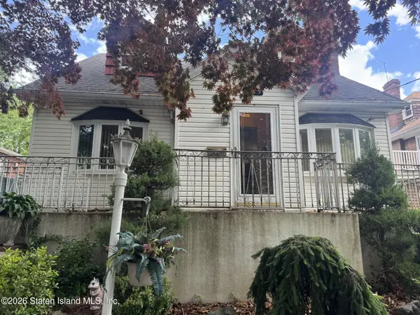 165 Major Avenue, Staten Island, NY 10305