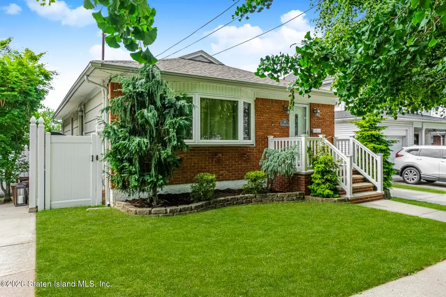 378 Livermore Avenue, Staten Island, NY 10314 - #2