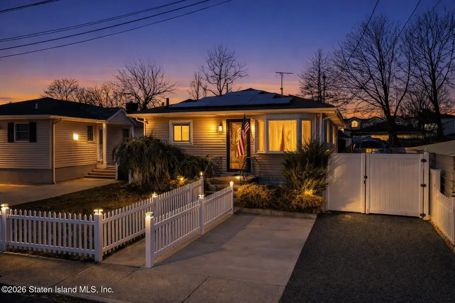 407 Stoneham Street, Staten Island, NY 10306 - #2