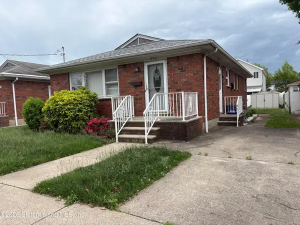 202 Cannon Boulevard, Staten Island, NY 10306