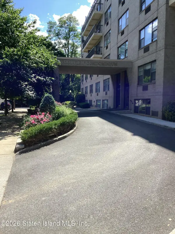 175 Zoe Street #4p, Staten Island, NY 10305