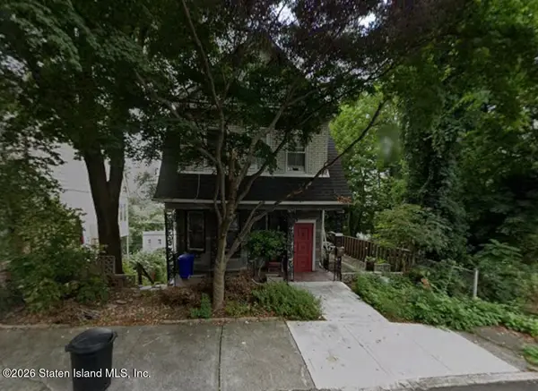 153 Highview Avenue, Staten Island, NY 10301