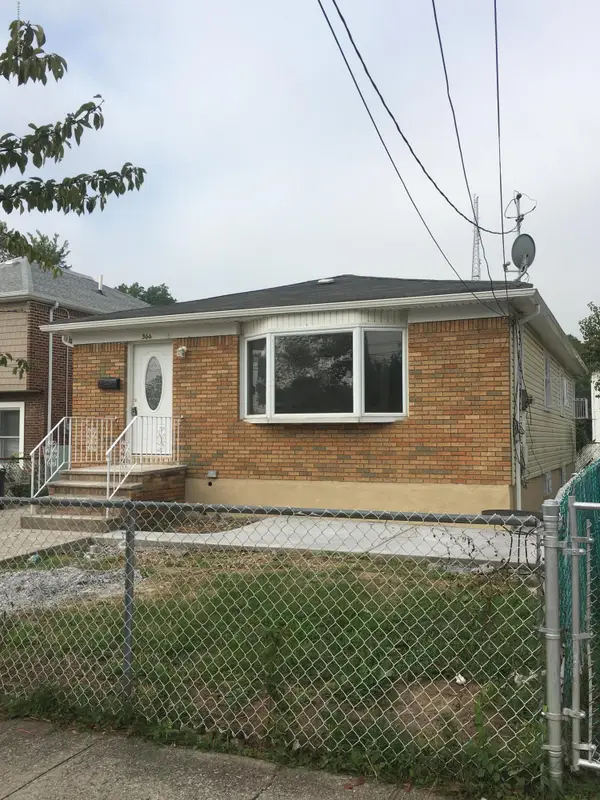 366 Grandview Avenue, Staten Island, NY 10303