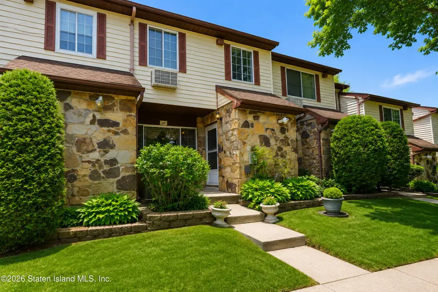 20 Fuller Court, Staten Island, NY 10306 - #2